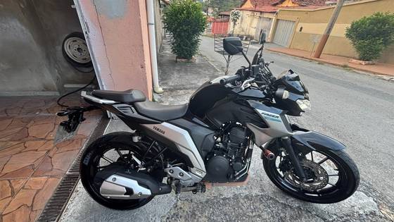 YAMAHA FZ25 FAZER ABS YAMAHA FZ25 FAZER ABS